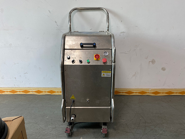 干冰清洗機(jī)在工業(yè)模具上的應(yīng)用