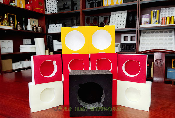 山西珍珠棉廠集合包裝專業(yè)生產(chǎn)酒盒珍珠棉內(nèi)襯外觀精美廠家直銷