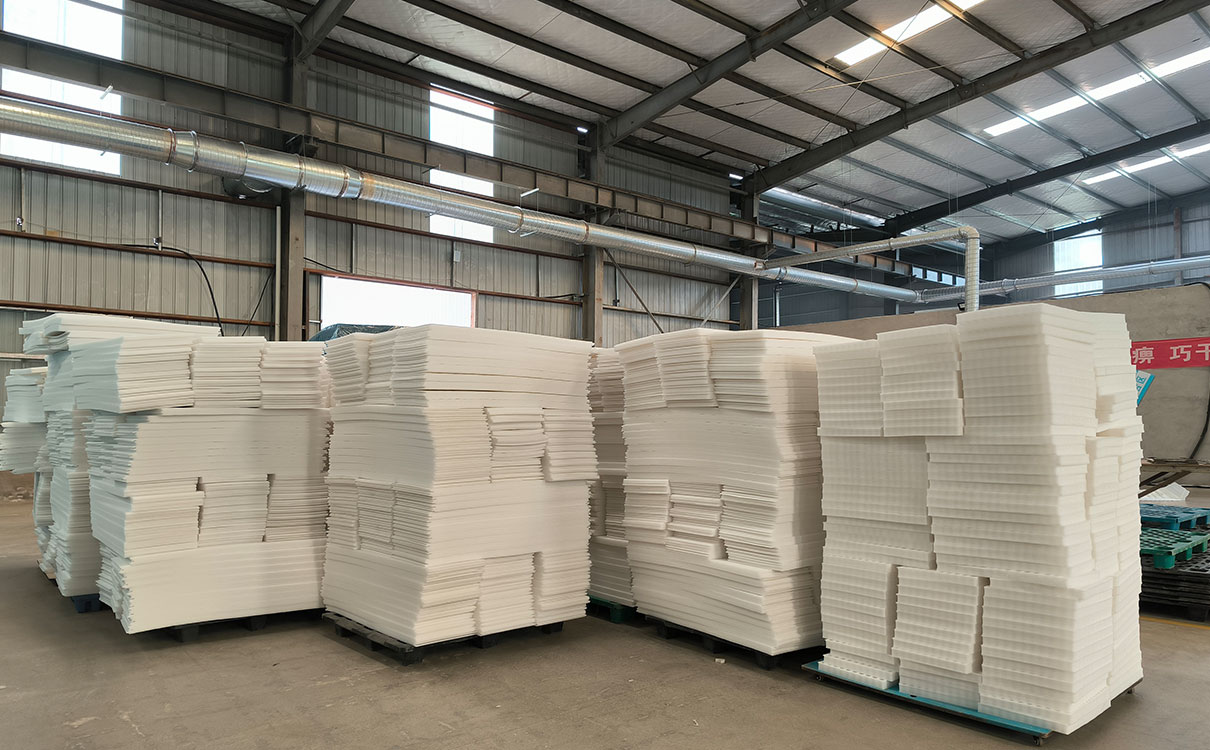 白色EPE珍珠棉, 高密度珍珠棉, 珍珠棉板材, 珍珠棉酒托, 珍珠棉果托, 珍珠棉托盤, 供應(yīng)沁水珍珠棉EPE