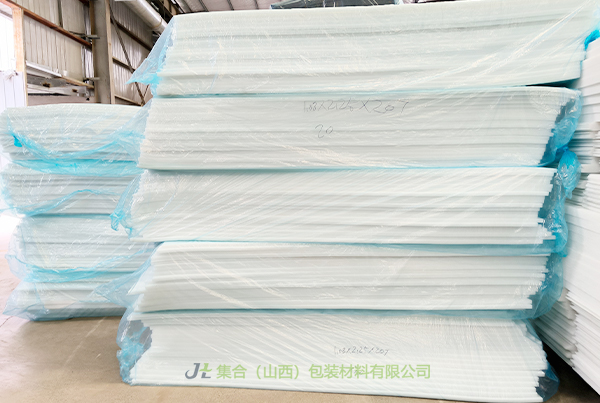 陽高珍珠棉板-珍珠棉廠家專業(yè)生產(chǎn)珍珠棉板、高密度珍珠棉板材、黑色珍珠棉板材品質(zhì)有保障