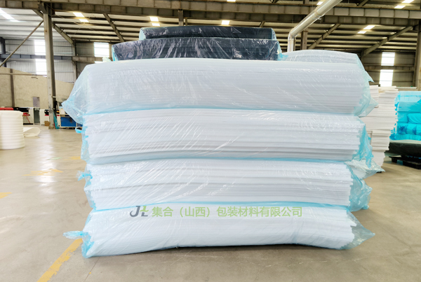 太谷珍珠棉板-山西珍珠棉廠家專業(yè)生產(chǎn)珍珠棉板、黑色珍珠棉板材、復(fù)合珍珠棉板材物美價優(yōu)