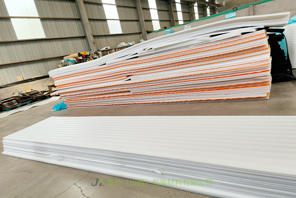 臨汾珍珠棉板材廠-太原珍珠棉廠專業(yè)生產(chǎn)珍珠棉板材、黑色珍珠棉板材、白色珍珠棉板材品質(zhì)有保證