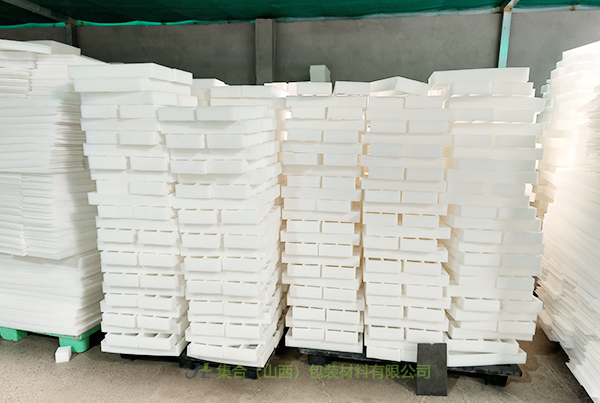 文水珍珠棉板-珍珠棉源頭生產廠家專業(yè)生產珍珠棉板、黑色珍珠棉板材、復合珍珠棉板材質量過硬