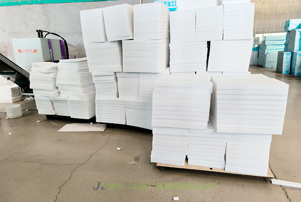 烏蘭察布珍珠棉板材定做廠-太原珍珠棉廠家專業(yè)生產(chǎn)珍珠棉板材、高密度珍珠棉板材、復(fù)合珍珠棉板材廠家直供