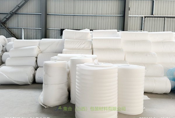 平魯區(qū)珍珠棉卷材-山西珍珠棉廠專業(yè)生產(chǎn)EPE卷棉、珍珠棉保溫卷棉、珍珠棉大棚保溫卷棉廠價(jià)直出貨