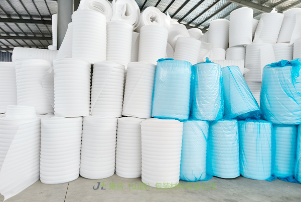 定襄珍珠棉卷材-太原珍珠棉廠家專業(yè)生產(chǎn)EPE卷棉、EPE珍珠棉卷棉、珍珠棉大棚保溫卷棉工廠直出貨