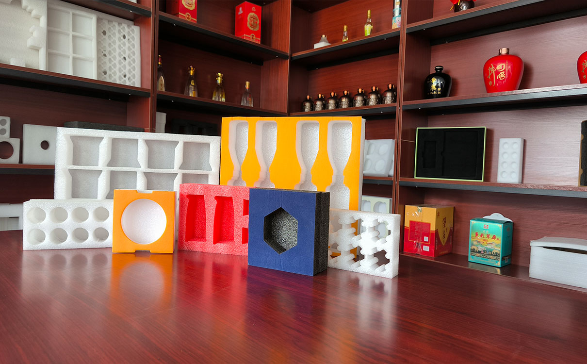 EPE珍珠棉內(nèi)襯, 汽車電子珍珠棉托盤, EPE珍珠棉托盤, EPE雞蛋托, 白色珍珠棉, XPE復合珍珠棉內(nèi)襯, 鄂爾多斯珍珠棉生產(chǎn)廠家