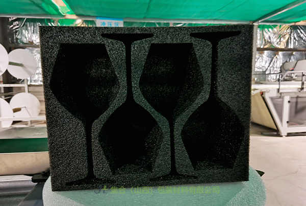 山西珍珠棉内包装-山西珍珠棉厂家专业生产珍珠棉内衬、贴绒布珍珠棉内衬、IXPE复合珍珠棉内衬厂家直销