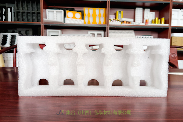 XPE復合EPE內(nèi)襯, 黑色EPE板材, 珍珠棉酒水包裝, 貼絨布EPE內(nèi)襯, 珍珠棉果托, EPE片, 陽泉珍珠棉異形定制廠家