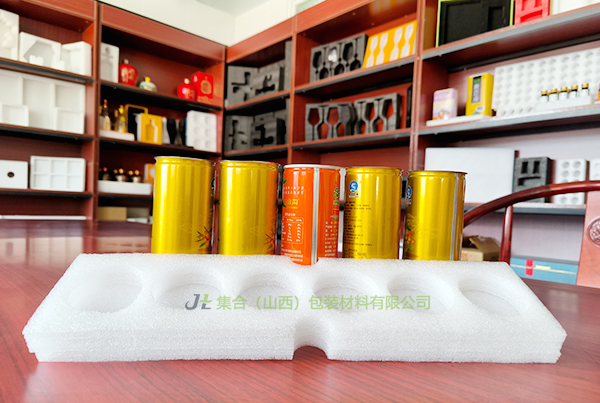 珍珠棉內(nèi)包裝-太原珍珠棉廠家專業(yè)生產(chǎn)珍珠棉禮盒內(nèi)襯、貼絨布珍珠棉內(nèi)襯、IXPE復(fù)合珍珠棉內(nèi)襯