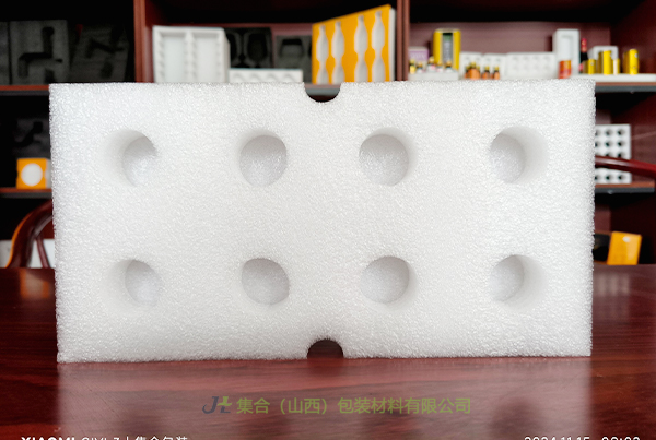 神池珍珠棉包裝定做-太原珍珠棉廠家專(zhuān)業(yè)生產(chǎn)珍珠棉內(nèi)襯、珍珠棉盒、珍珠棉水果托純正源頭貨