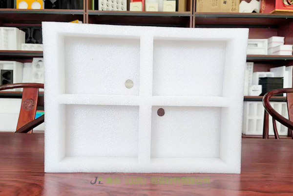 貼紙EPE珍珠棉板材, EPE珍珠棉卷棉, 貼卡紙EPE珍珠棉內(nèi)襯, XPE復(fù)合EPE內(nèi)襯, EPE珍珠棉板, 玻璃器皿珍珠棉托盤(pán), 孟州珍珠棉異形定制廠