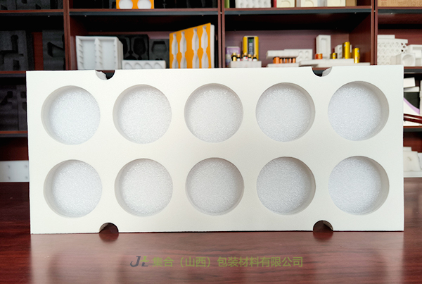 包頭珍珠棉異形定做廠-太原珍珠棉廠專業(yè)生產(chǎn)高密度EPE、泡棉、EPE珍珠棉禮盒內(nèi)襯優(yōu)質(zhì)實惠