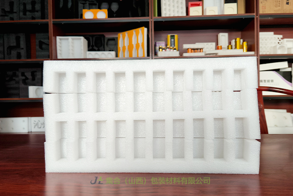 古交珍珠棉支架-山西珍珠棉廠家專業(yè)生產(chǎn)珍珠棉支架、EPE珍珠棉支架、電腦珍珠棉支架物美價廉